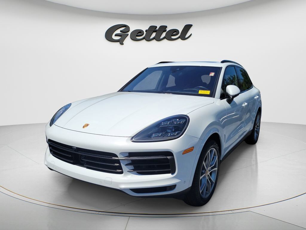 2022 PORSCHE Cayenne