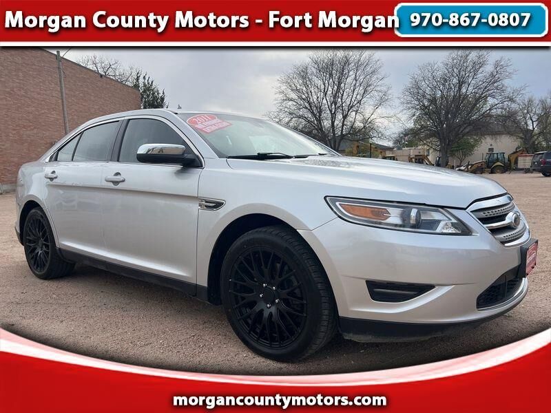 2011 FORD Taurus
