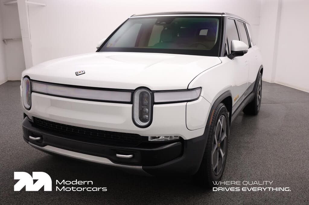 2024 RIVIAN R1S