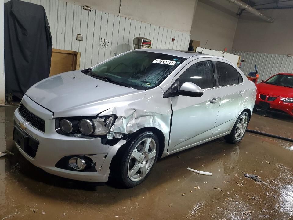 2016 CHEVROLET Sonic