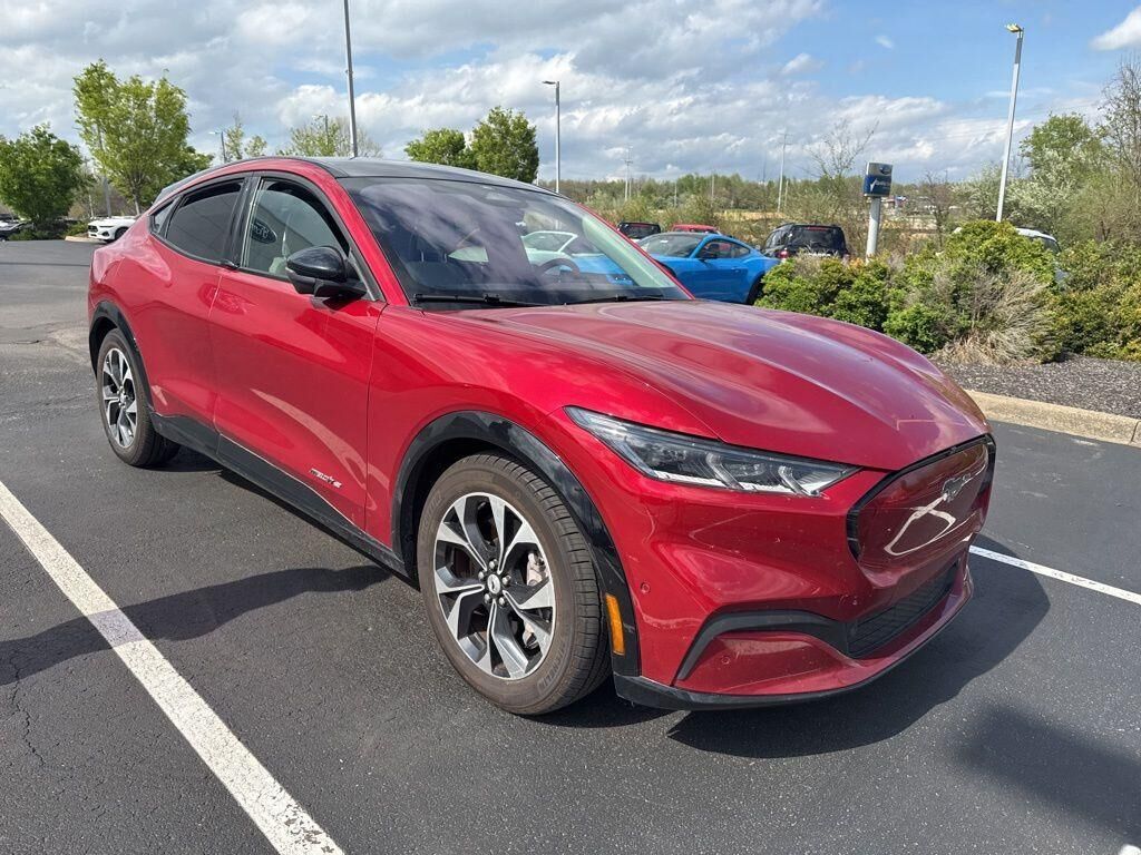 2022 FORD Mach-E
