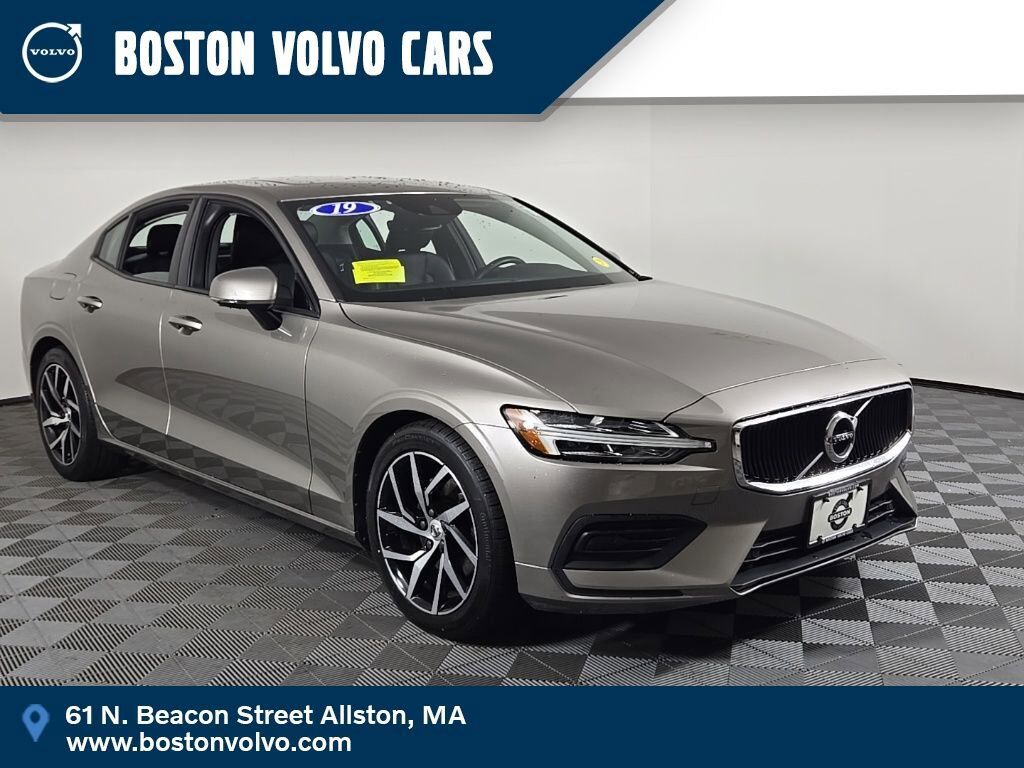 2019 VOLVO S60