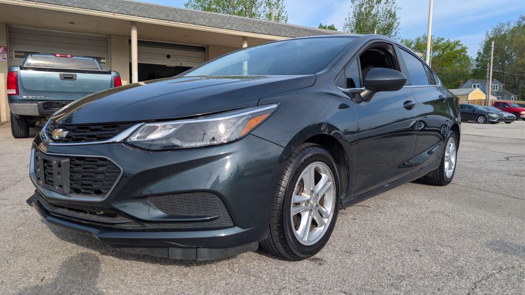 2018 CHEVROLET Cruze