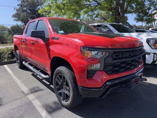 2024 CHEVROLET Silverado