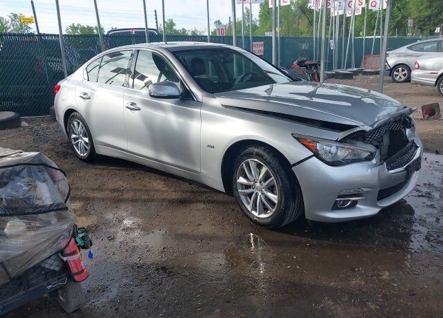 2016 INFINITI Q50
