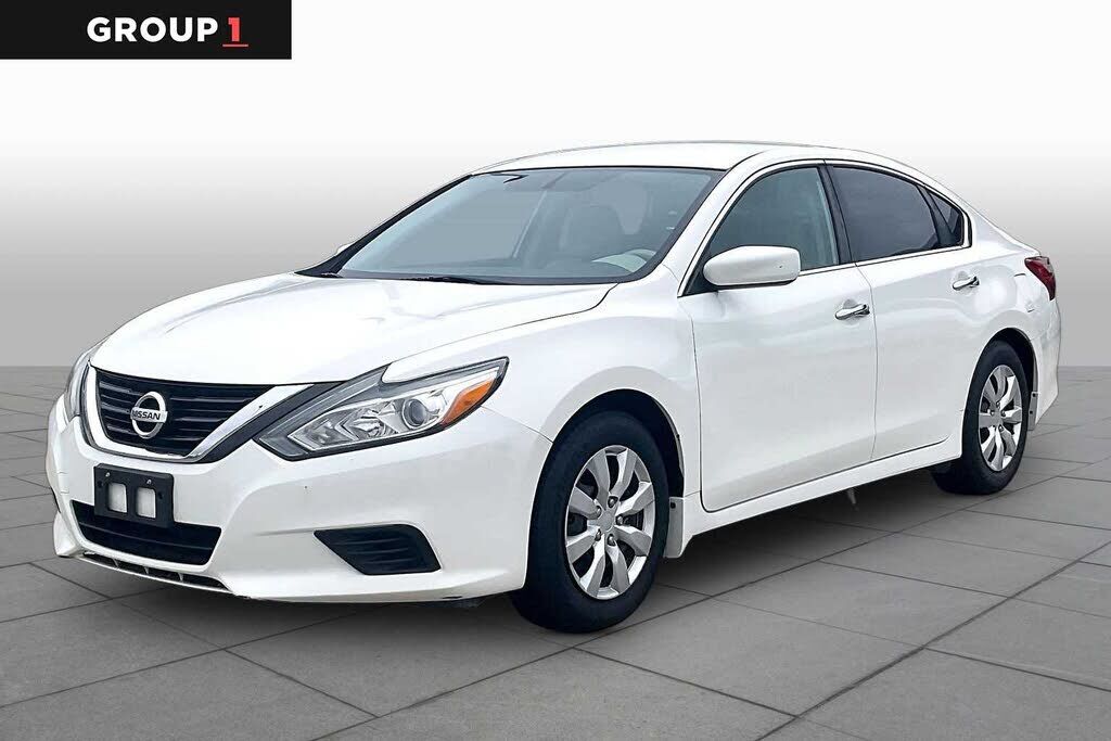 2017 NISSAN Altima