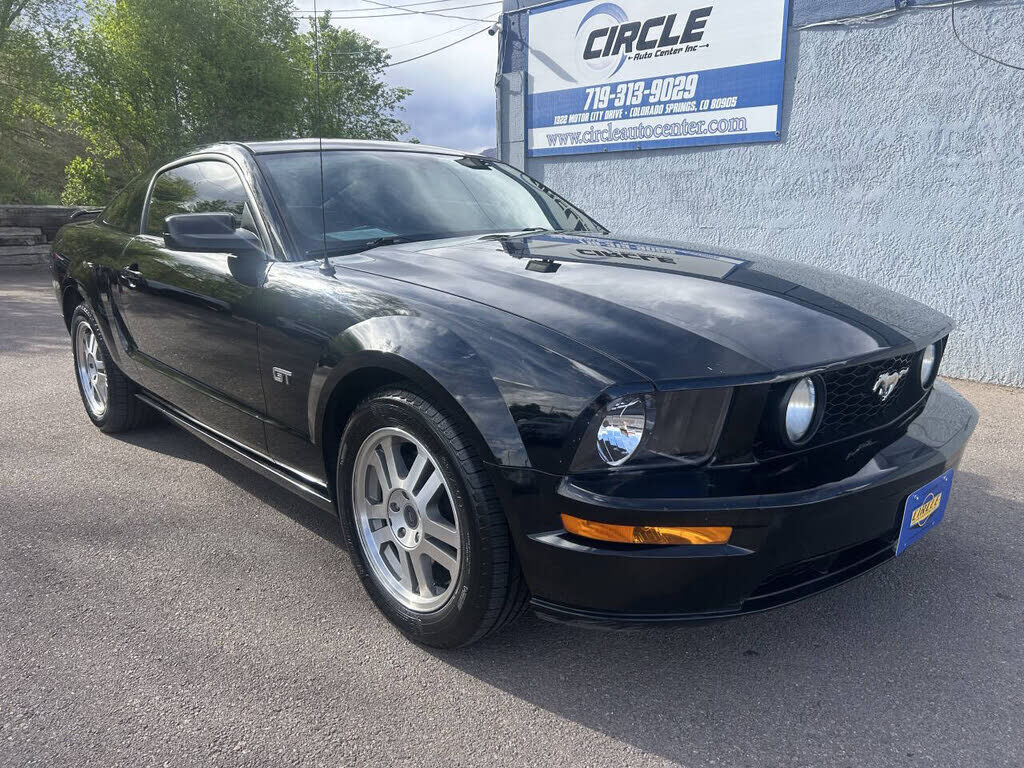 2005 FORD Mustang