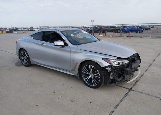 2017 INFINITI Q60