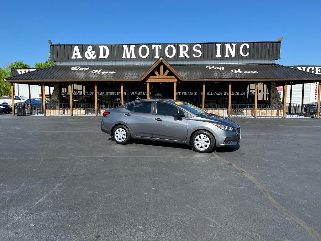 2021 NISSAN Versa