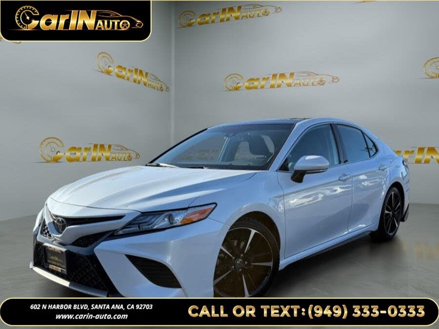 2020 TOYOTA Camry