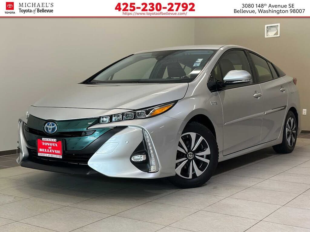 2018 TOYOTA Prius