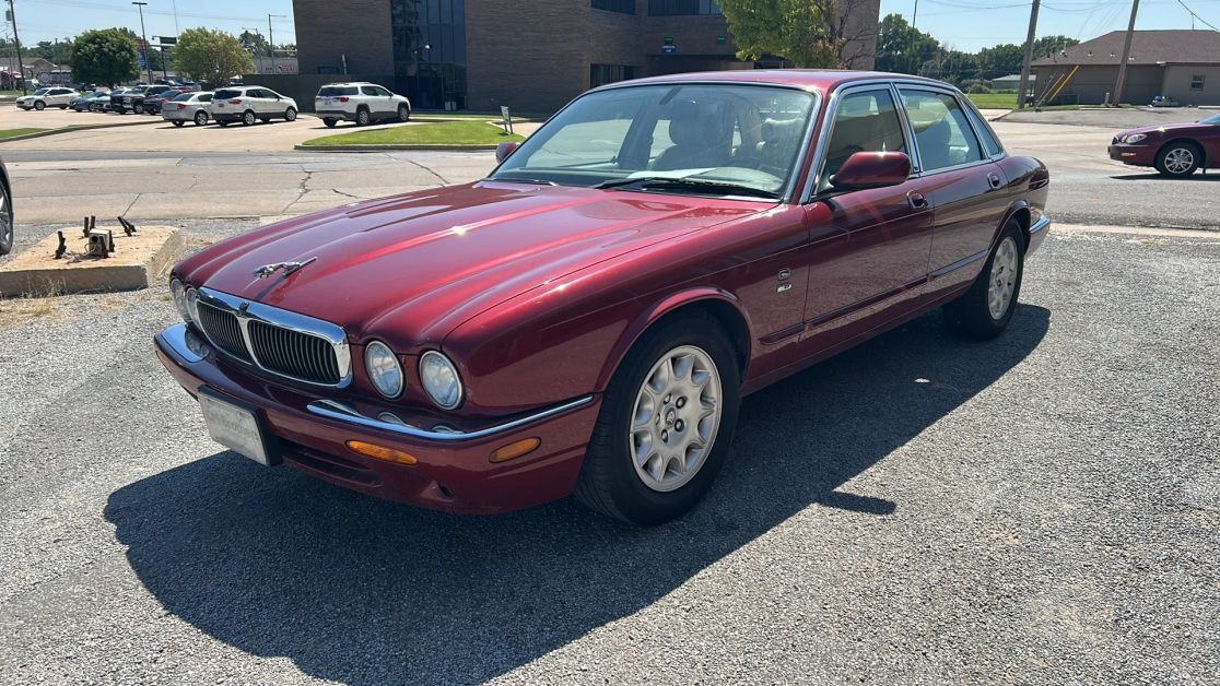 2000 JAGUAR XJ8