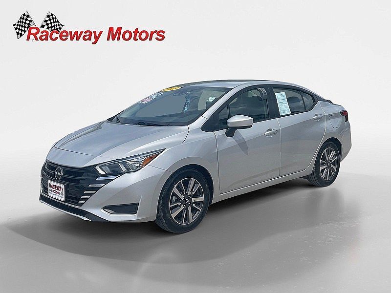 2023 NISSAN Versa