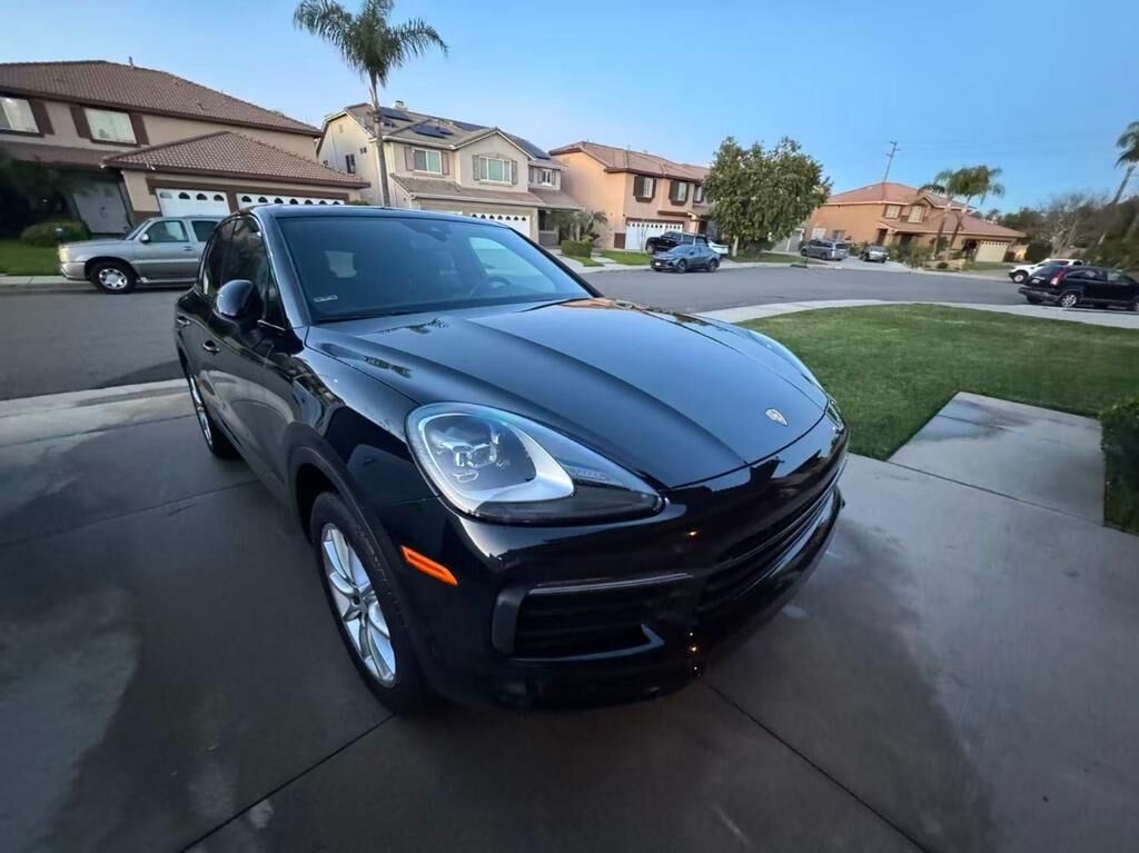 2020 PORSCHE Cayenne