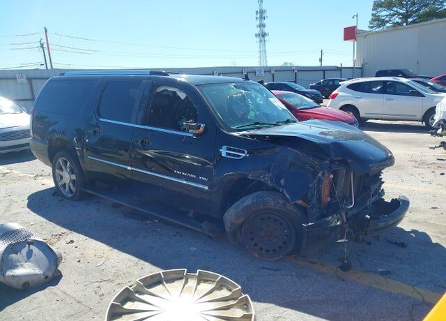 2010 CADILLAC Escalade