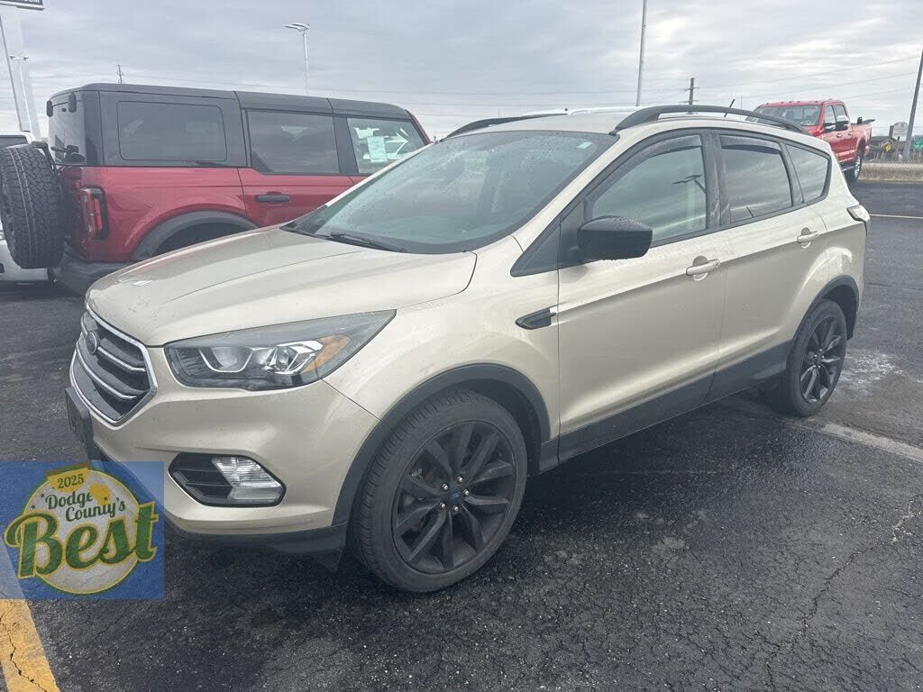 2018 FORD Escape