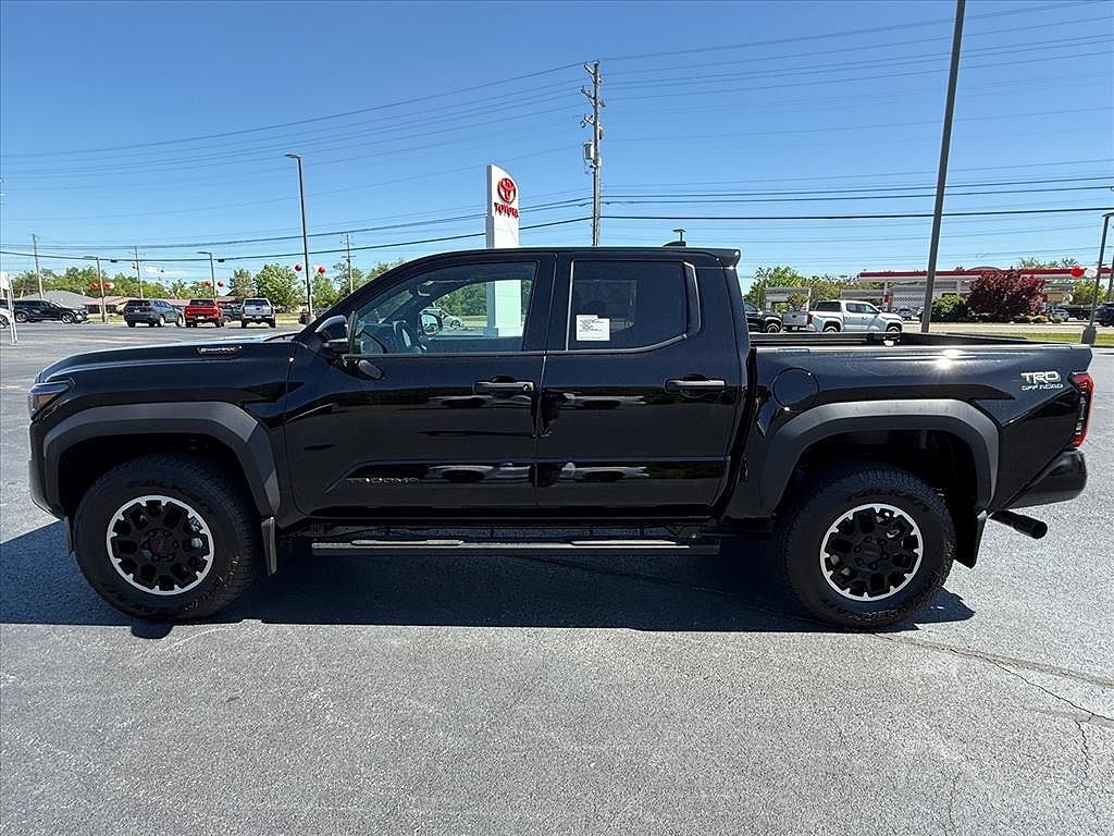 2026 TOYOTA Tacoma