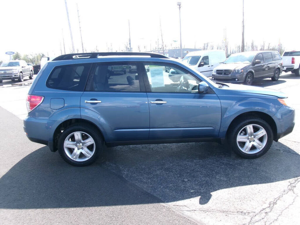 2010 SUBARU Forester