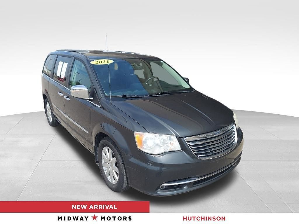 2011 CHRYSLER Town and Country