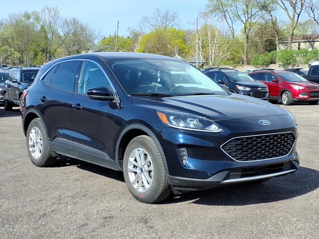 2021 FORD Escape