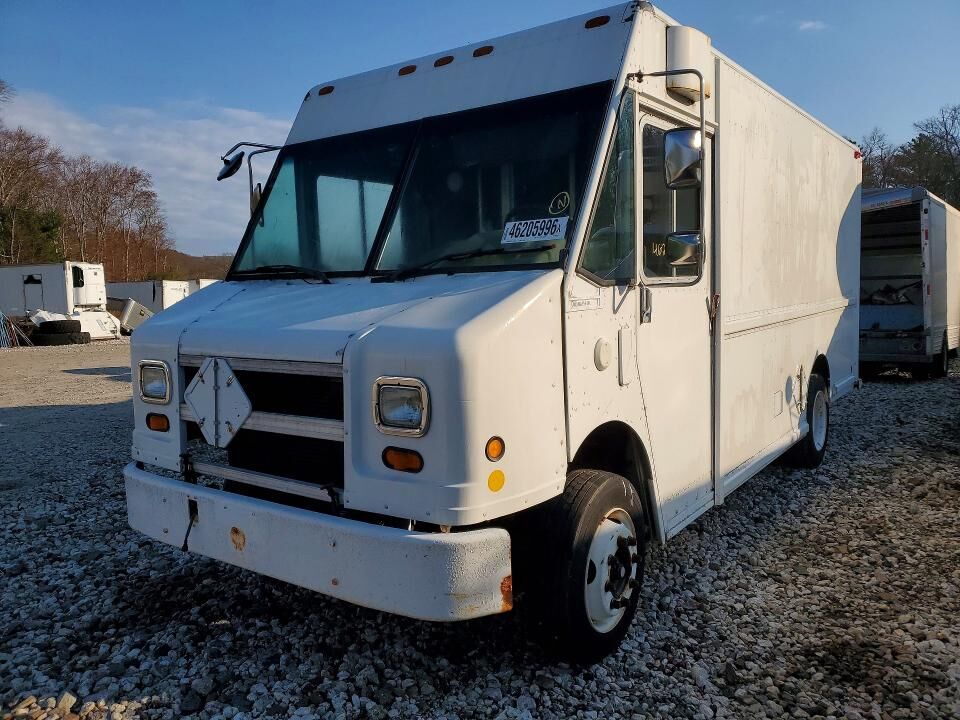 2001 FREIGHTLINER MT 45 Chassis