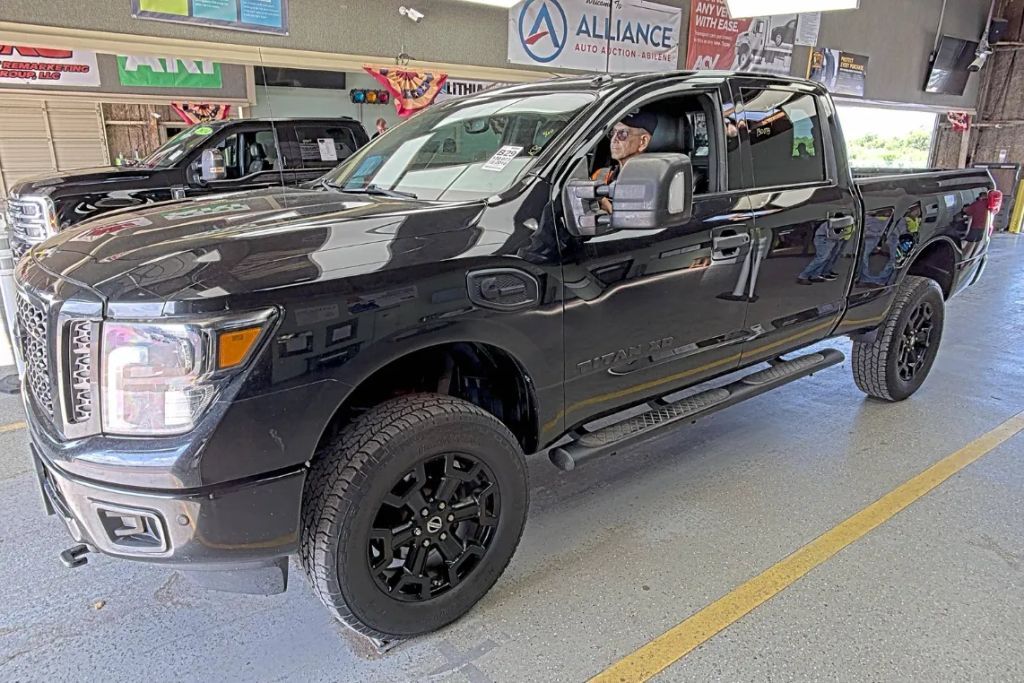 2018 NISSAN Titan