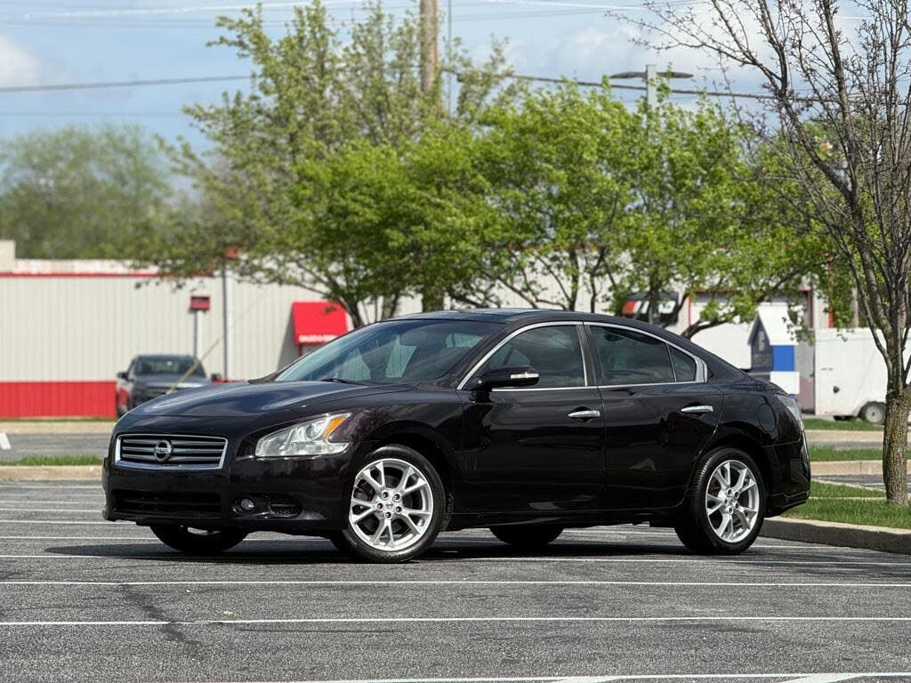 2014 NISSAN Maxima