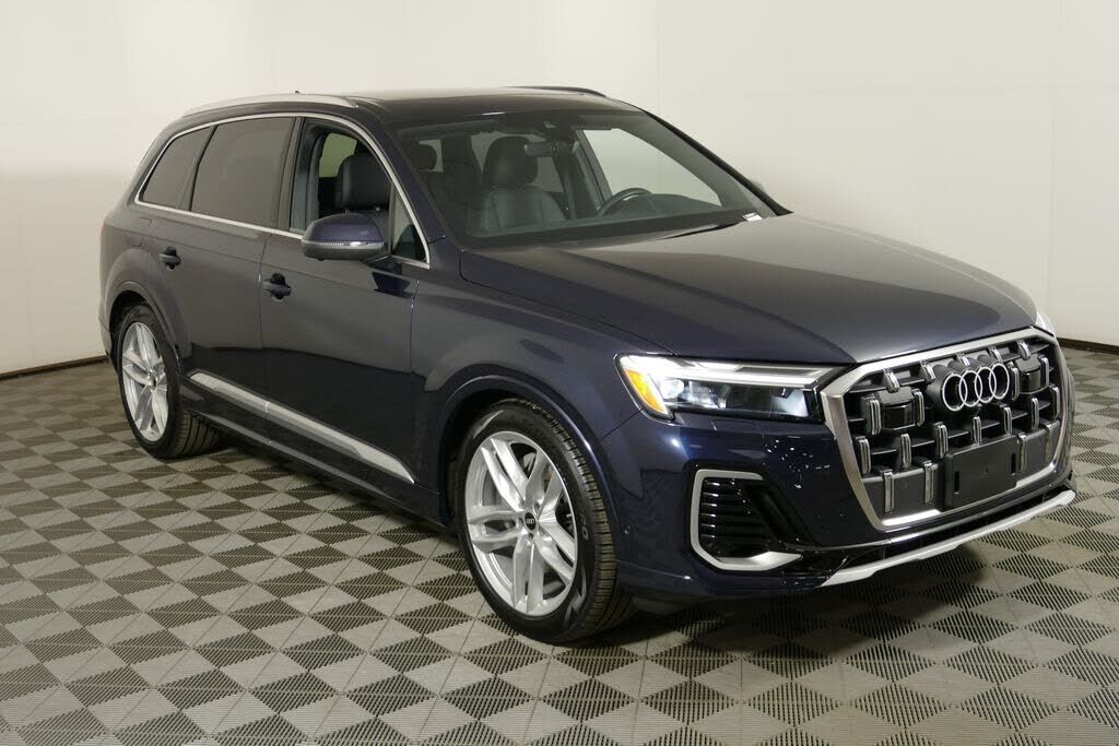 2025 AUDI Q7