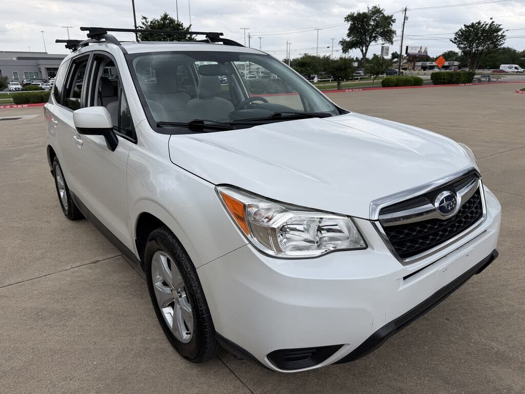 2015 SUBARU Forester