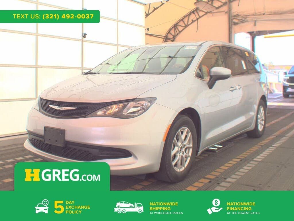 2023 CHRYSLER Voyager