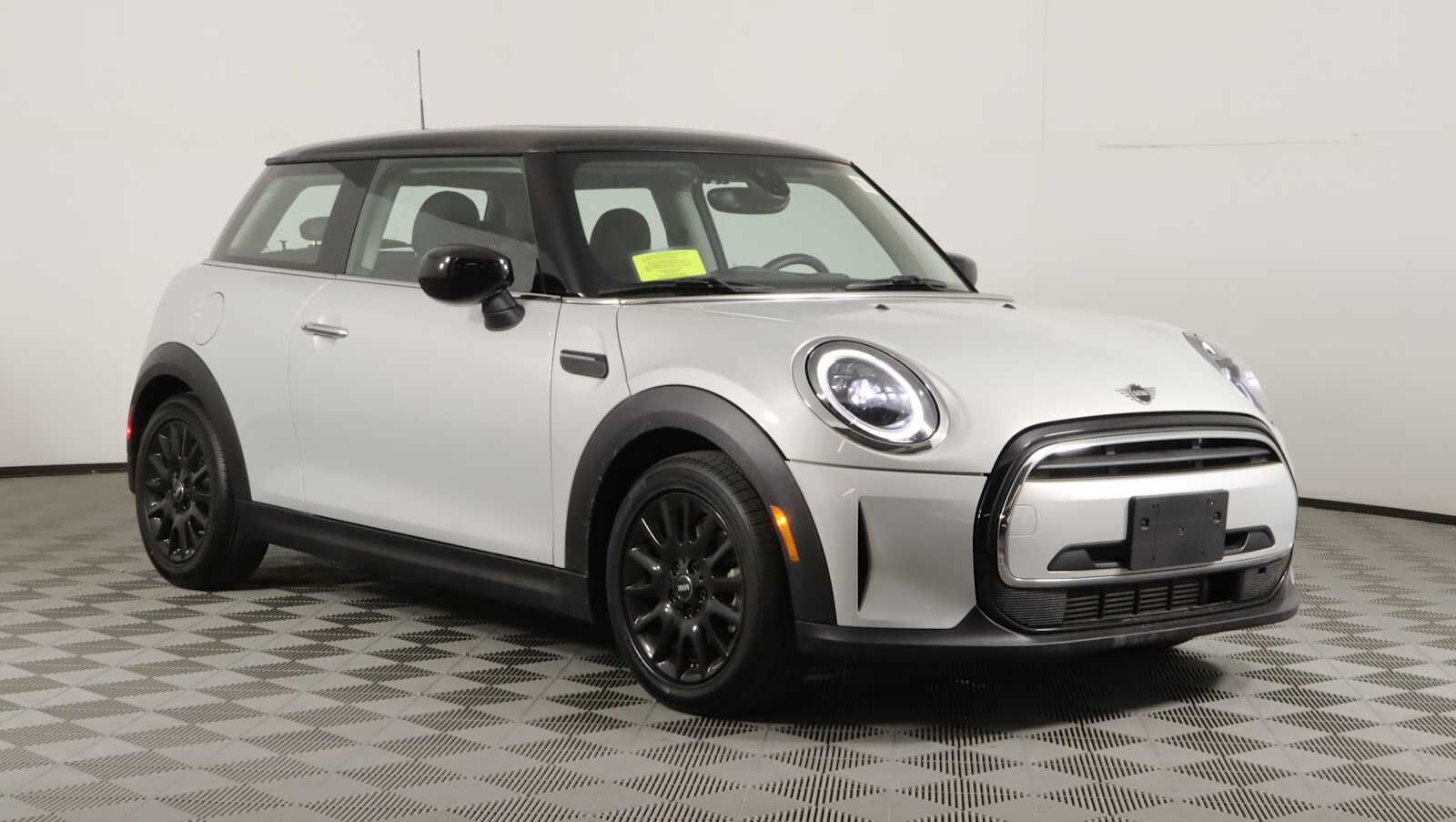 2023 MINI Hardtop