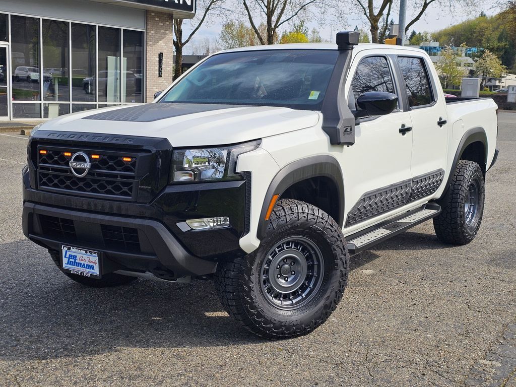 2024 NISSAN Frontier
