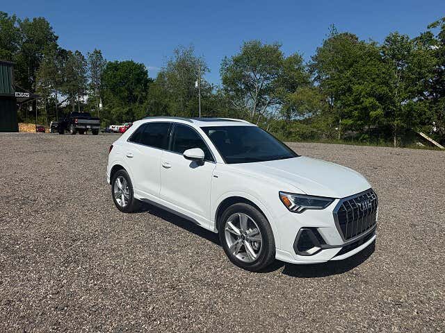 2021 AUDI Q3