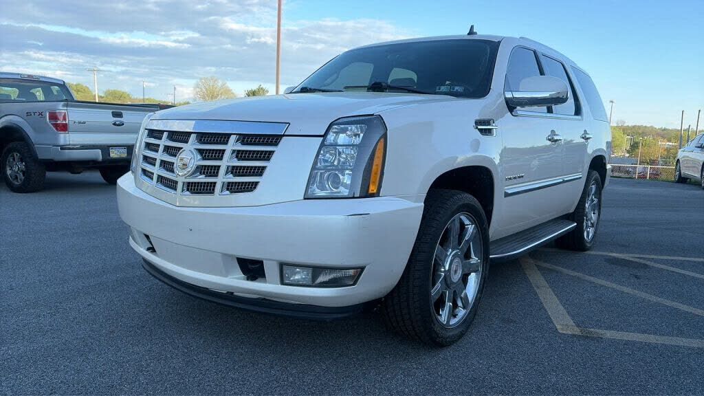 2012 CADILLAC Escalade
