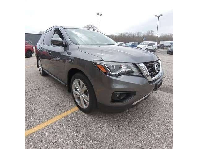2018 NISSAN Pathfinder