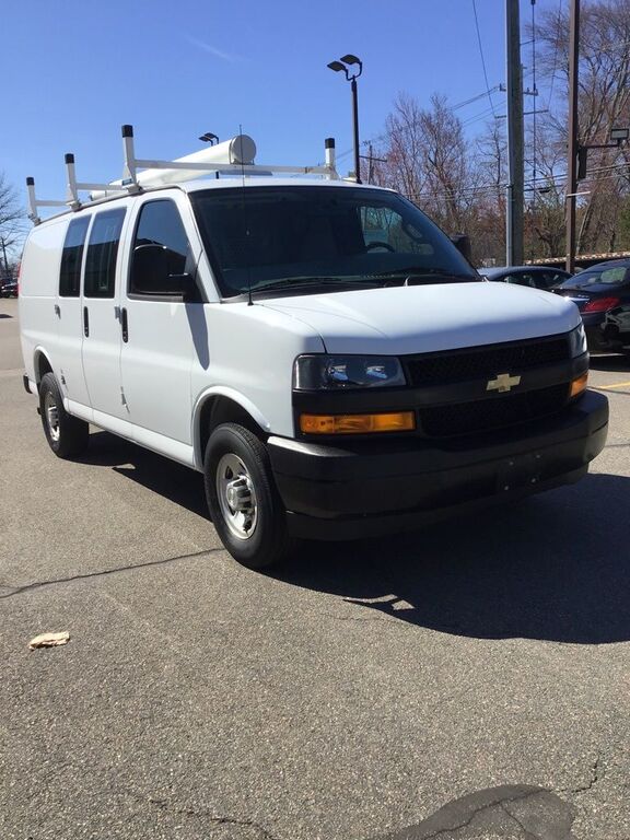 2020 CHEVROLET Express