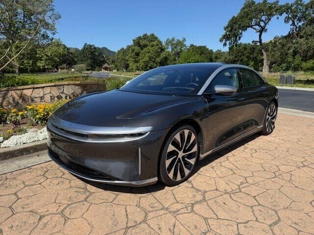 2022 LUCID MOTORS Air