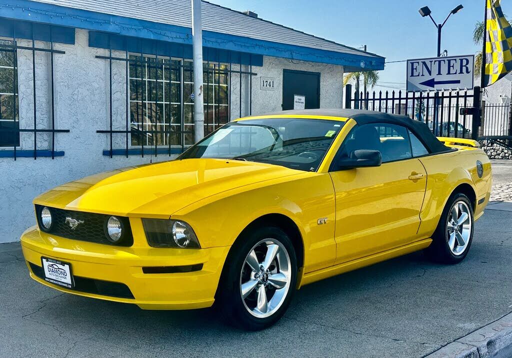 2006 FORD Mustang