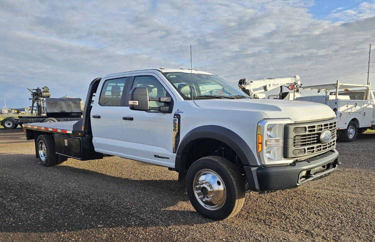 2023 FORD F-550