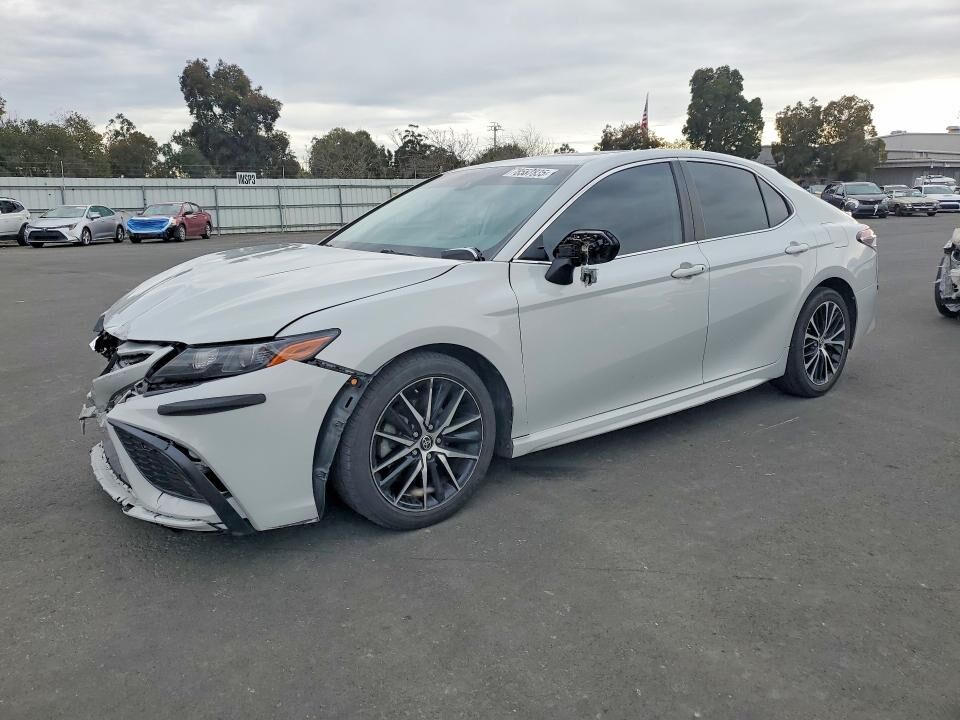 2022 TOYOTA Camry