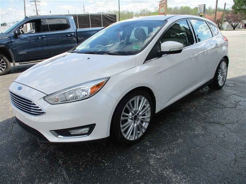 2016 FORD Focus