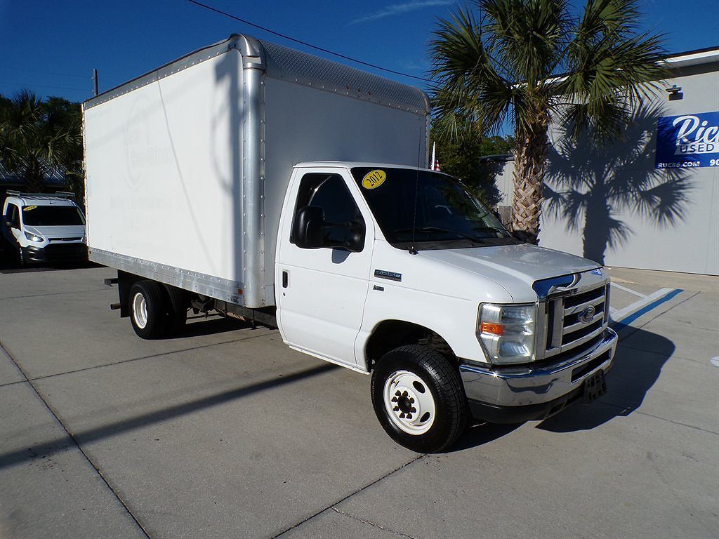 2012 FORD E-350