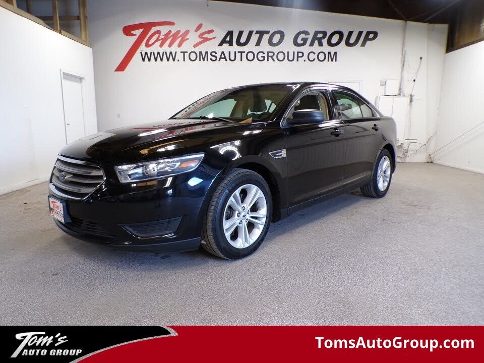 2017 FORD Taurus