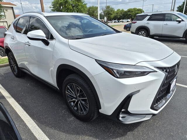 2025 LEXUS NX
