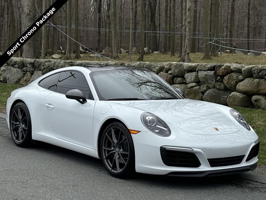 2018 PORSCHE 911