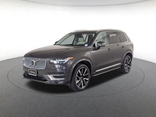 2023 VOLVO XC90