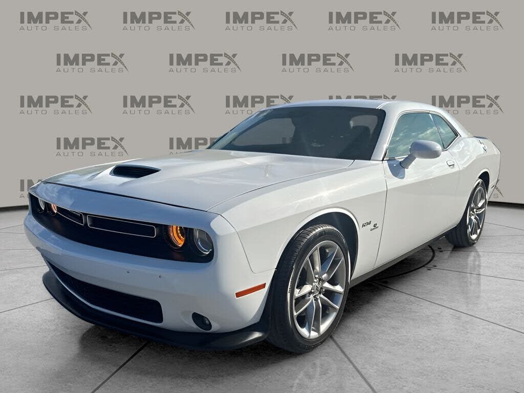 2021 DODGE Challenger