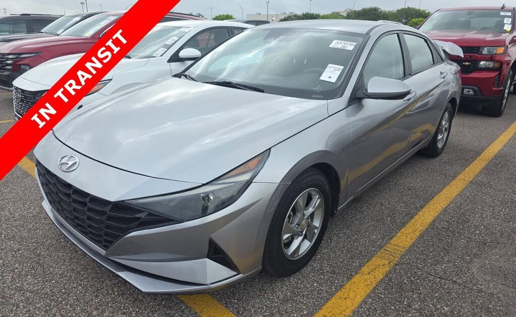 2021 HYUNDAI Elantra