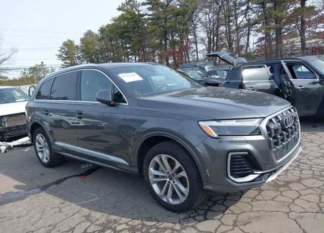 2025 AUDI Q7