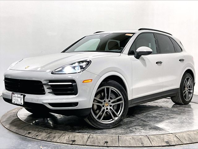 2023 PORSCHE Cayenne